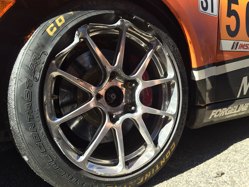 重力鑄造輪轂壽命多久？技術(shù)與保養(yǎng)的優(yōu)質(zhì)結(jié)合